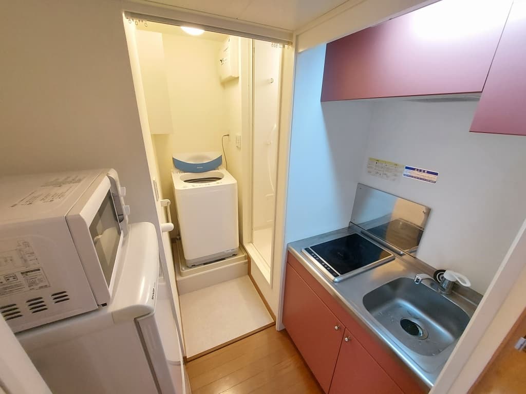 Room image 8