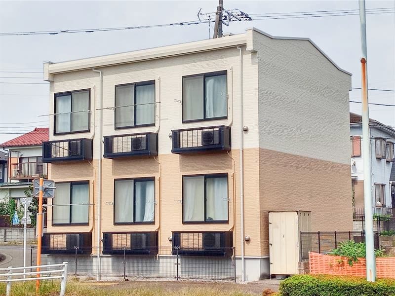 Main exterior of leopalace Marble Yoritsugi