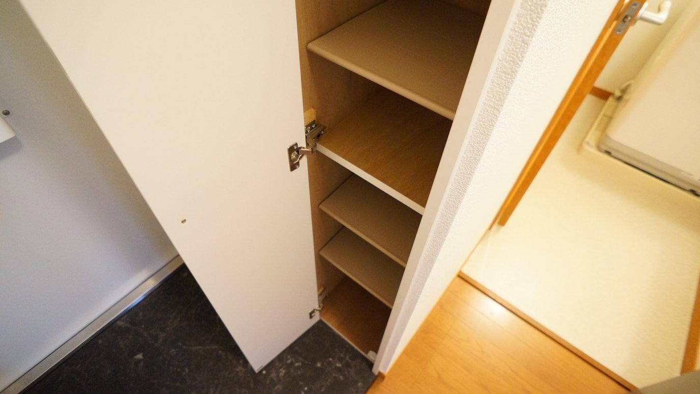 Room image 12
