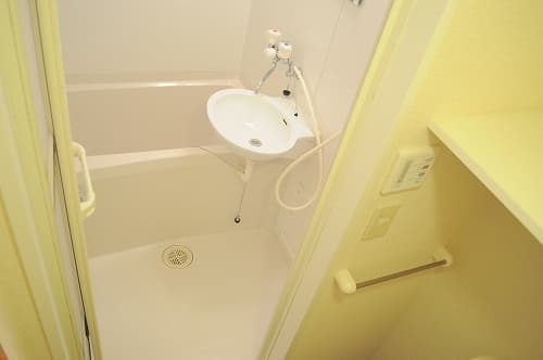 Room image 9