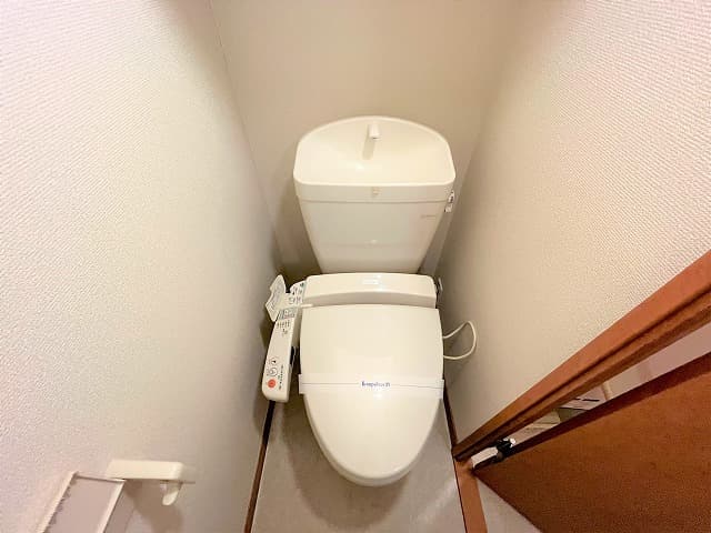 Room image 9