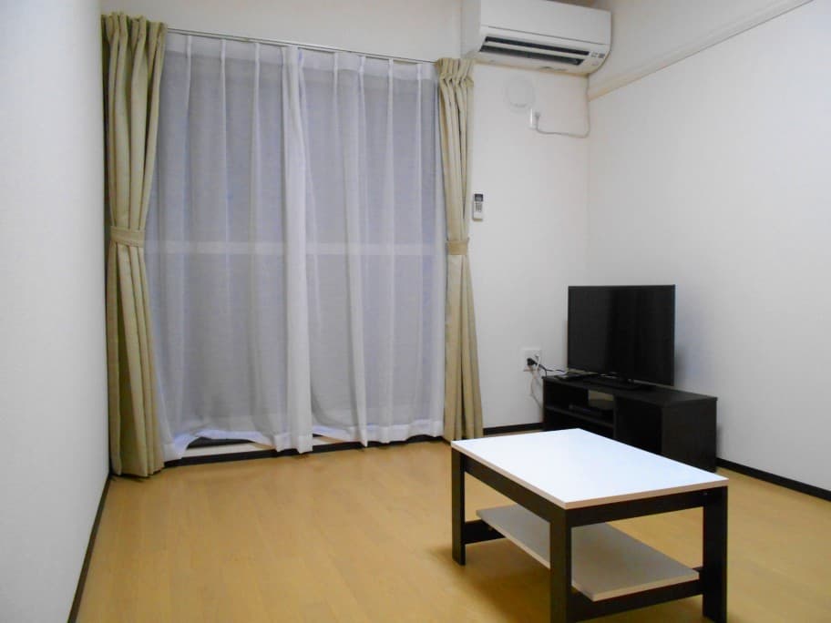 Preview interior of LEONEXT Brownie Kunitachi