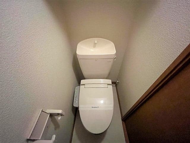 Room image 9