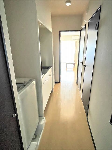 Room image 16