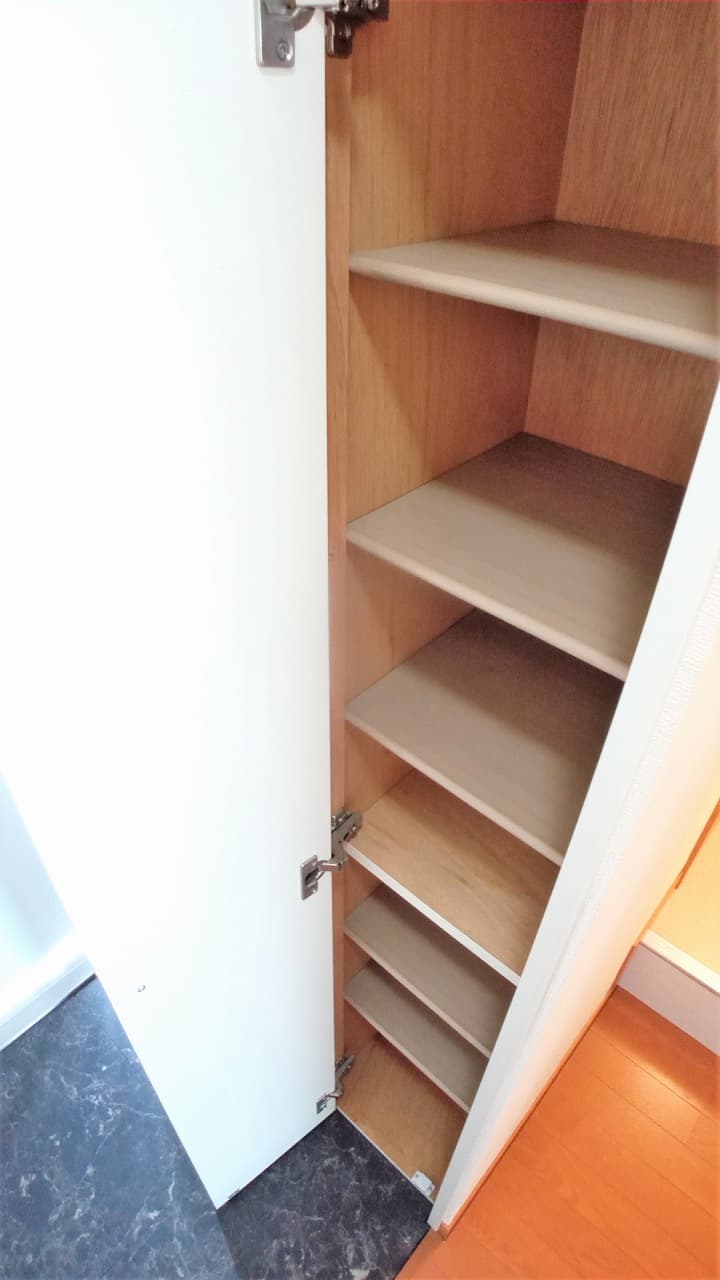 Room image 12