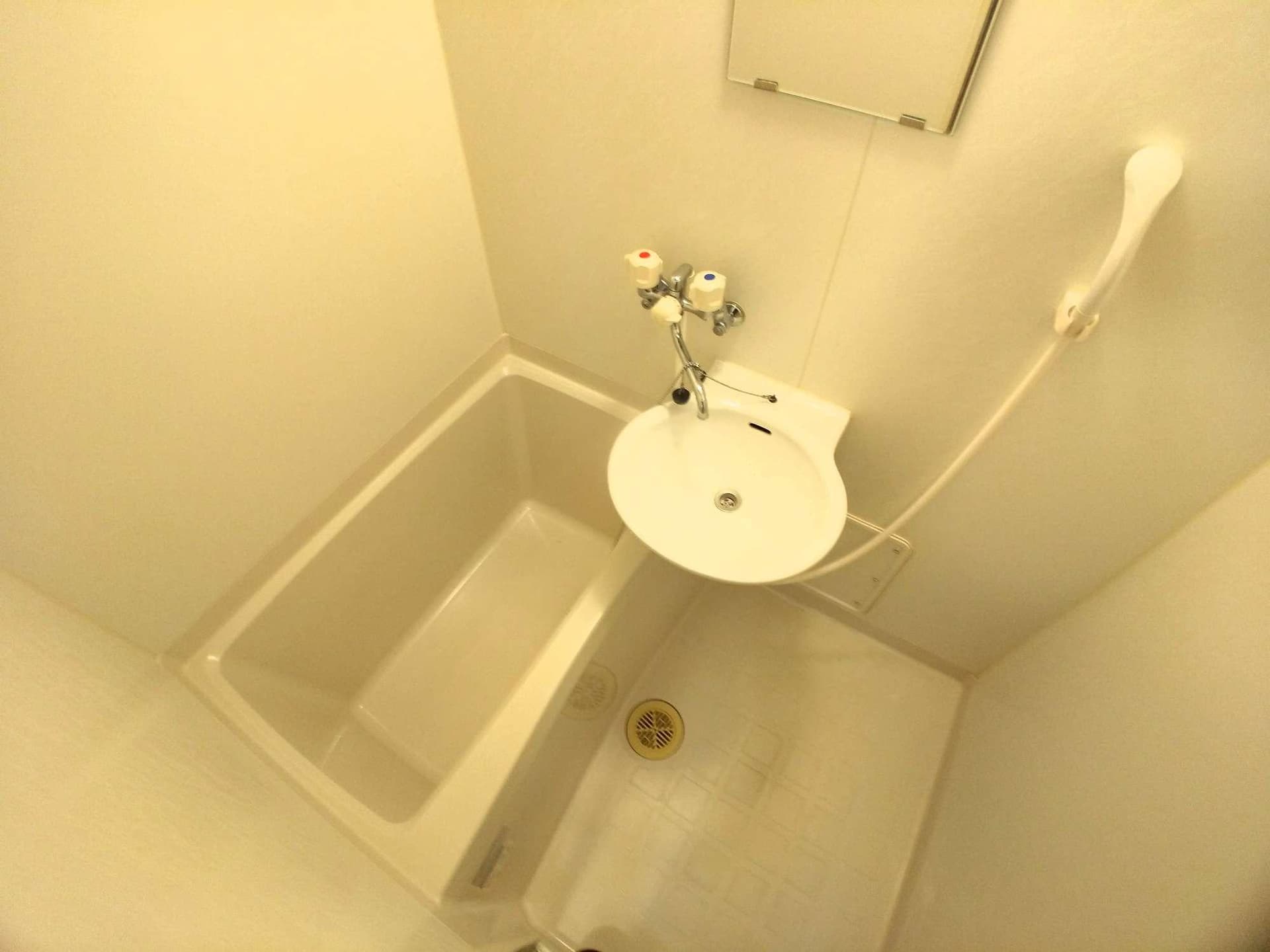 Room image 9