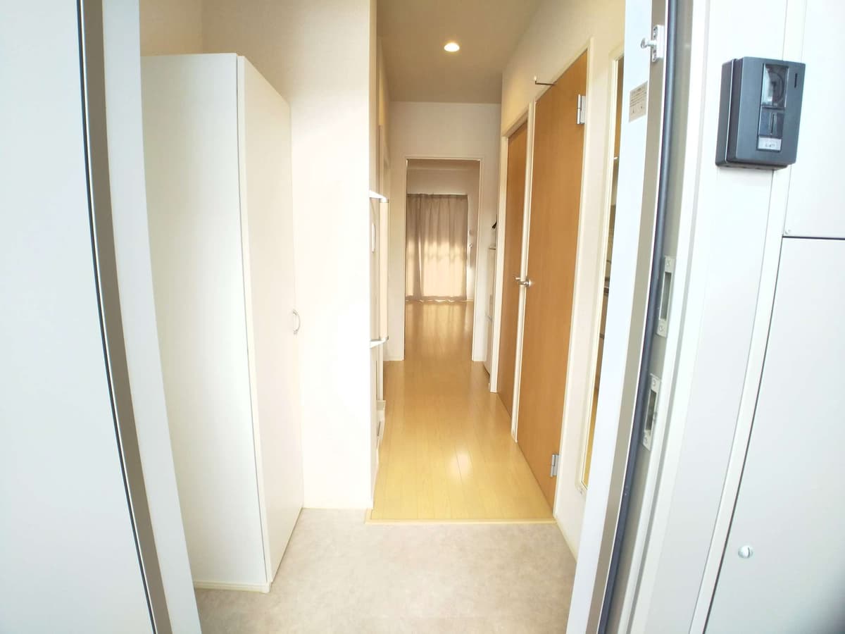 Room image 13
