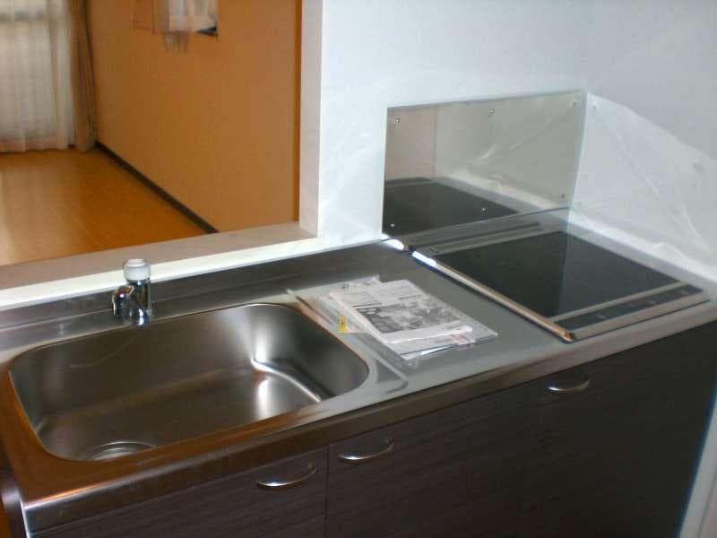 Room image 8