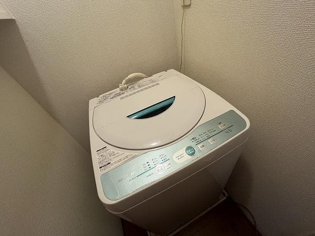 Room image 12