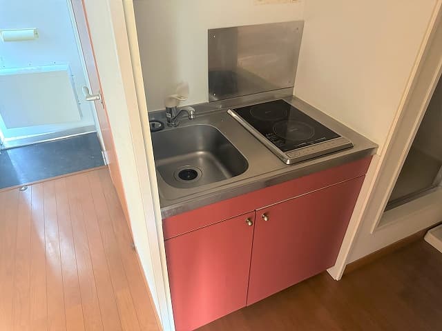 Room image 13