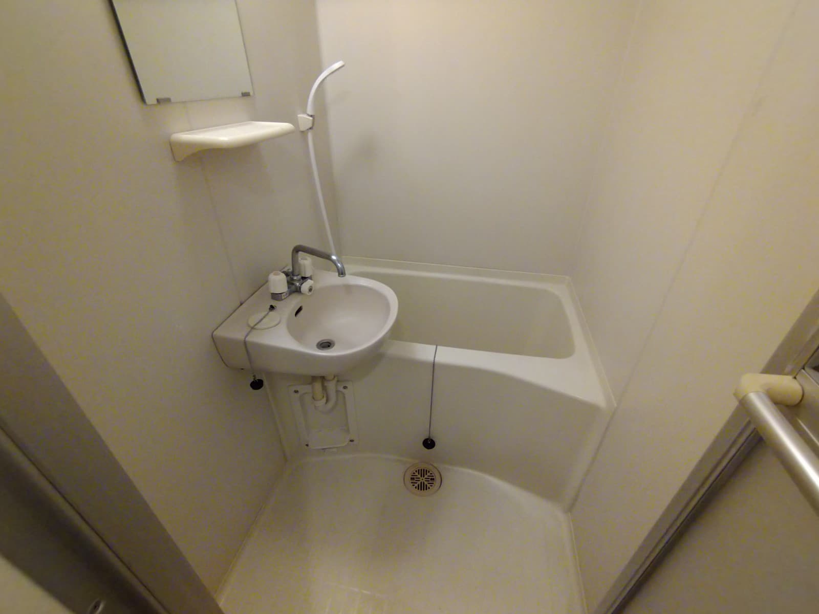 Room image 9