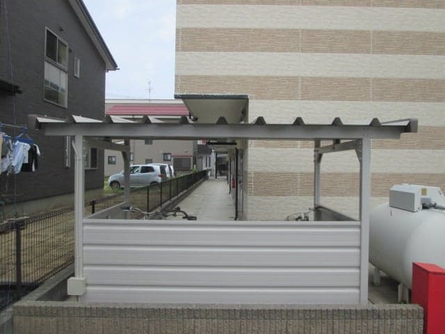 Room image 16