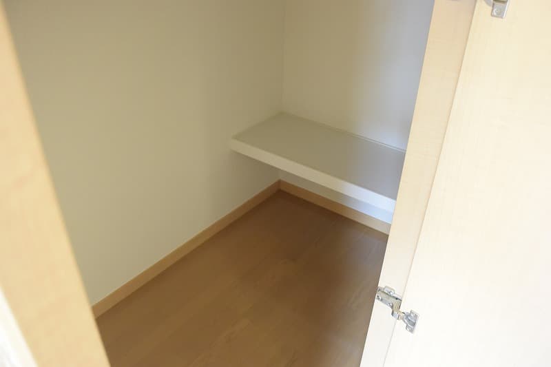 Room image 13