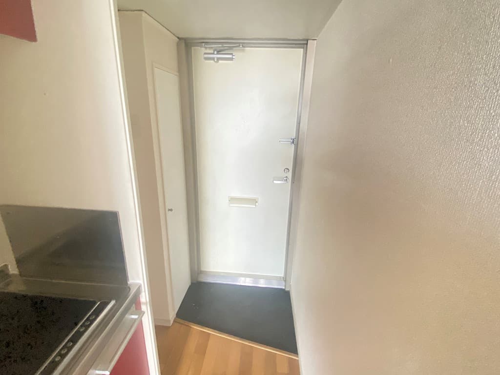 Room image 9