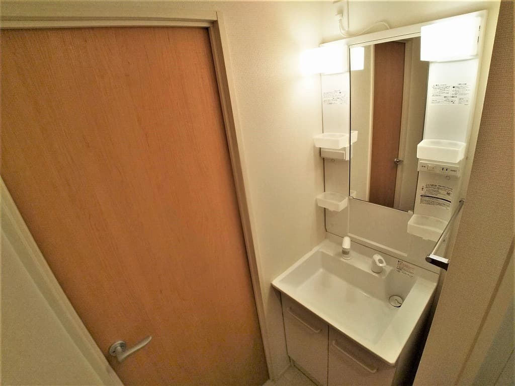Room image 15