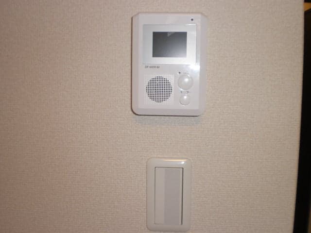 Room image 16