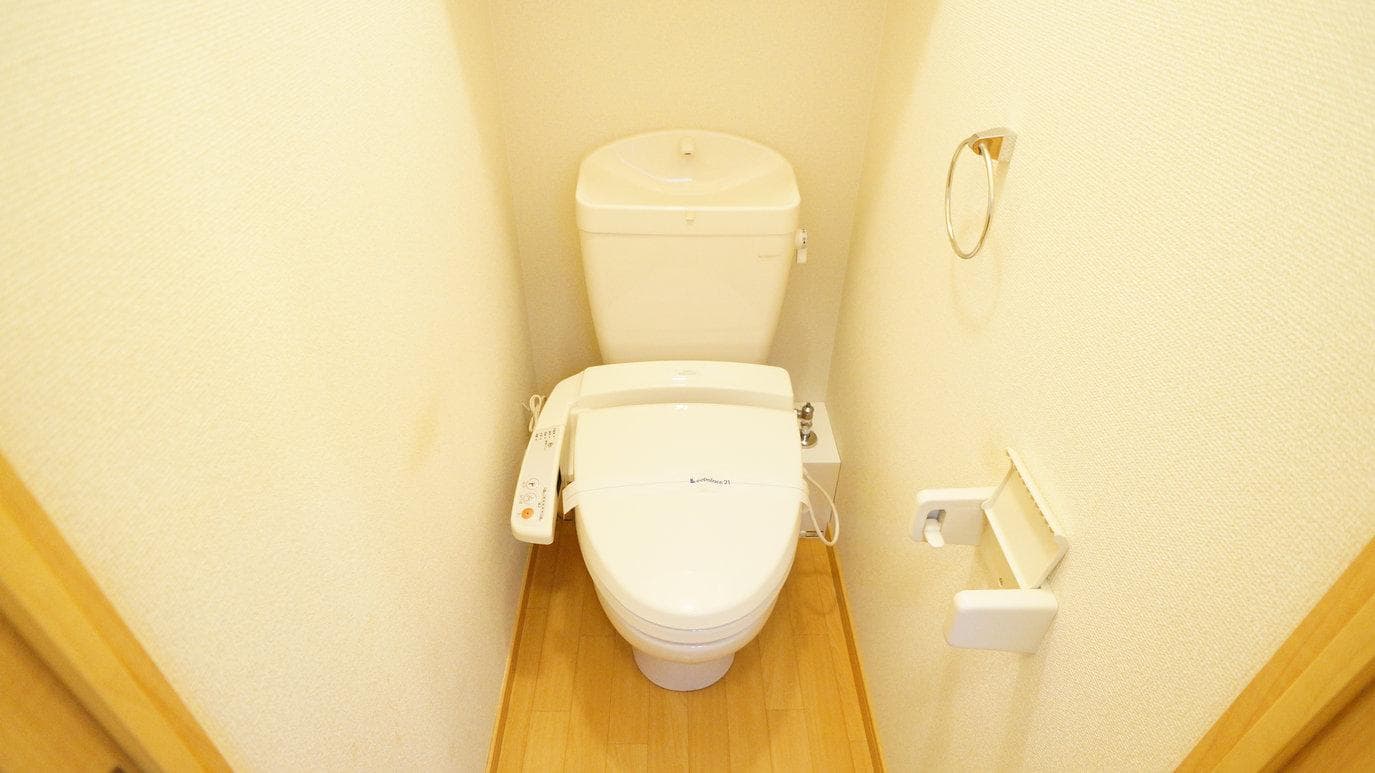 Room image 10