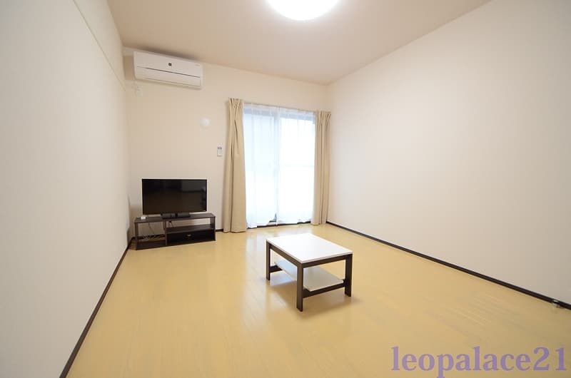 Preview interior of CLEINO WILL Sakai