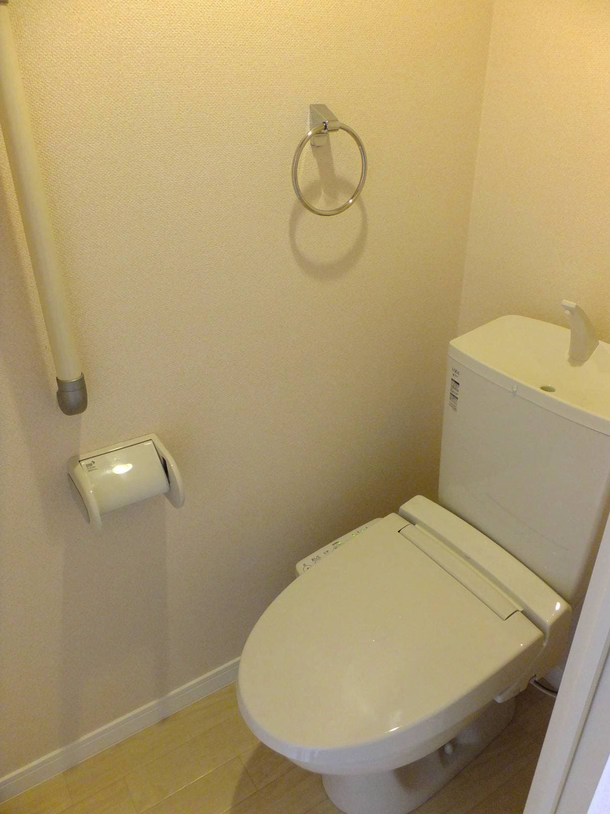 Room image 13