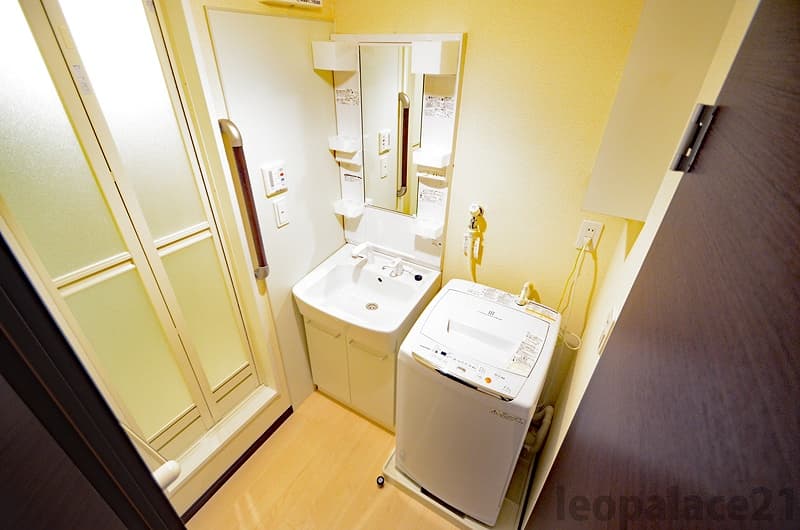 Room image 14