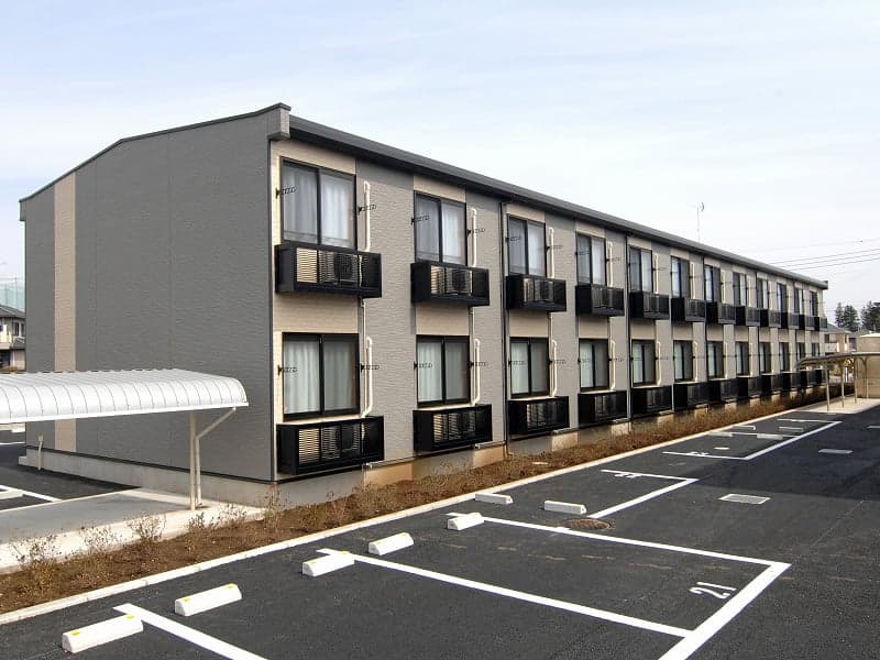 Main exterior of leopalace Eclair I