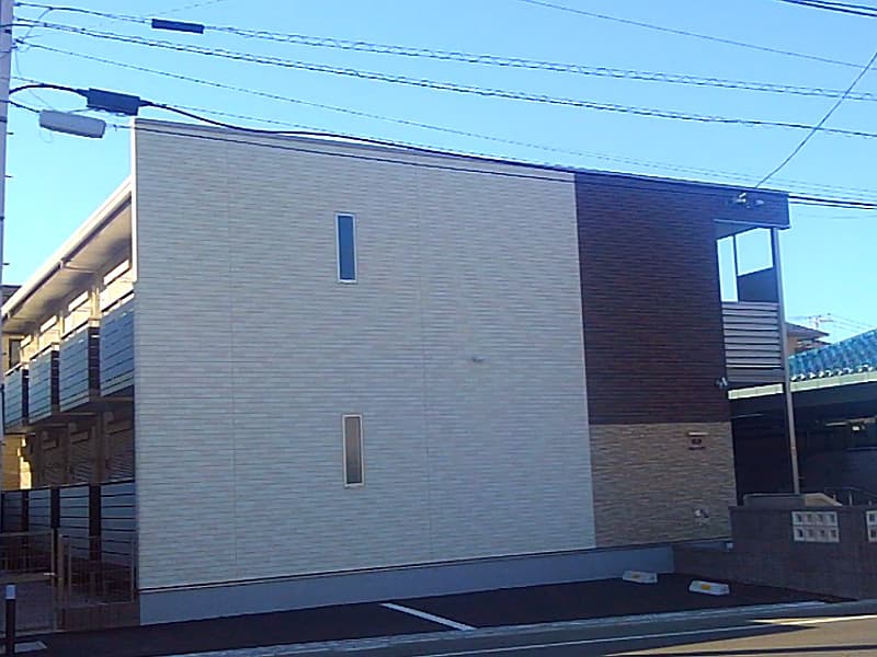 Main exterior of MIRANDA Green Hills
