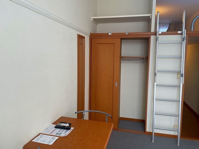 Room image 9