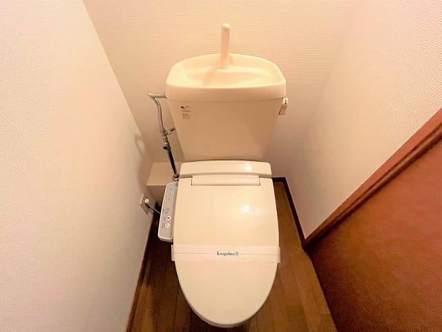 Room image 9