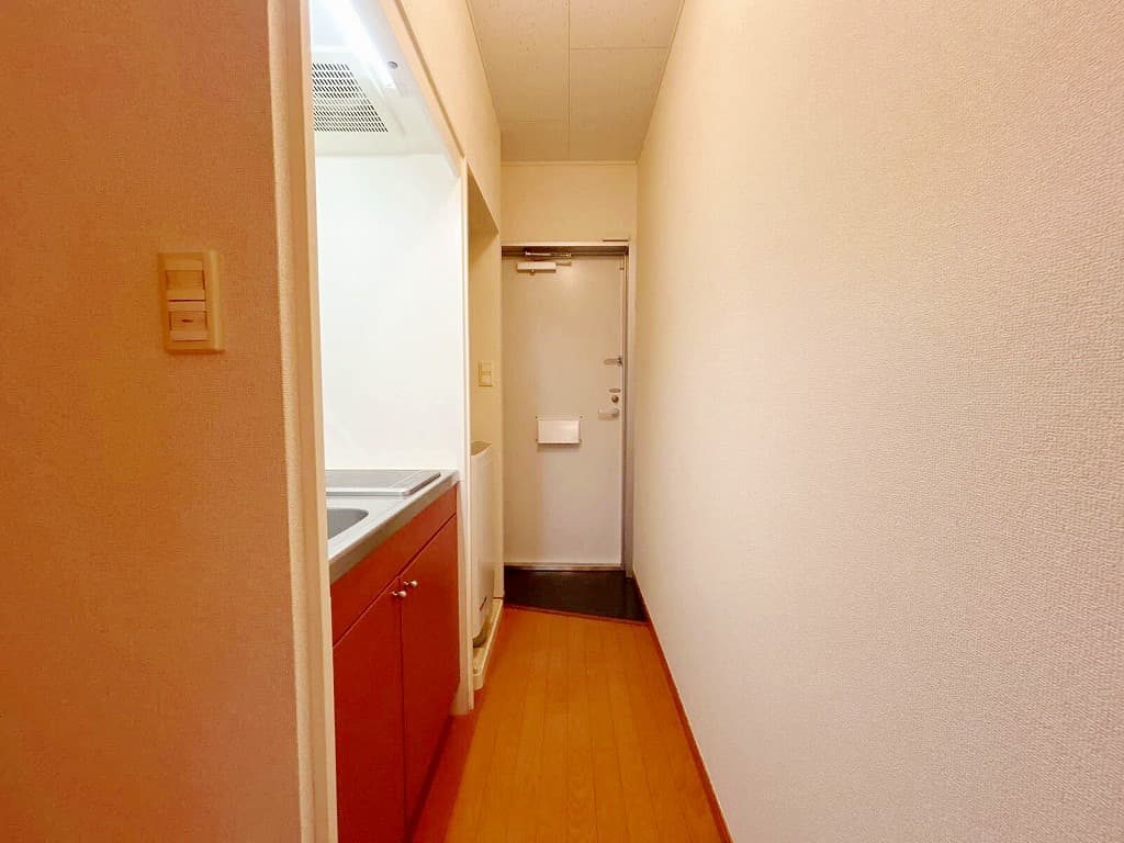 Room image 14