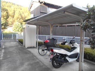 Room image 13