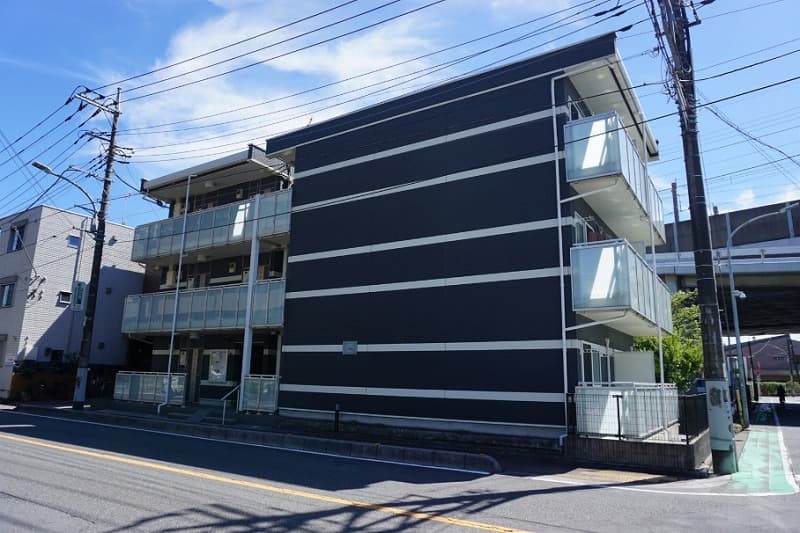 Main exterior of LEONEXT Mare Toda Kouen