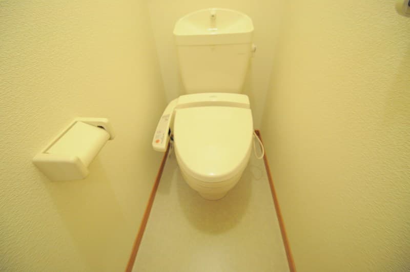 Room image 11