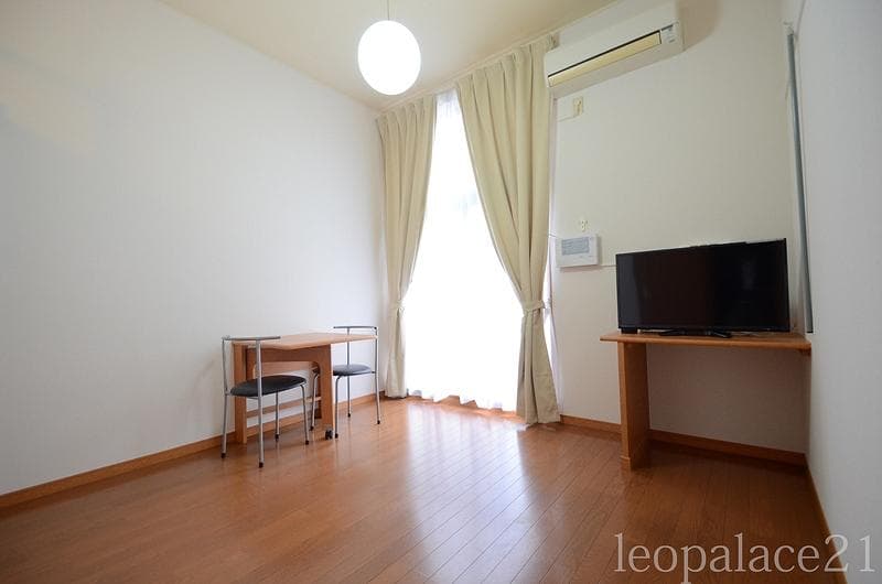 Preview interior of leopalace HAPPY Morinomiya