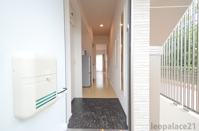 Room image 11