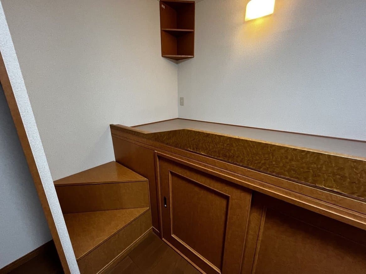 Room image 10