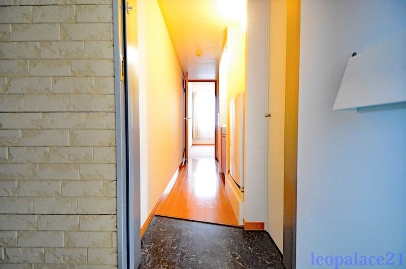 Preview interior of leopalace 165