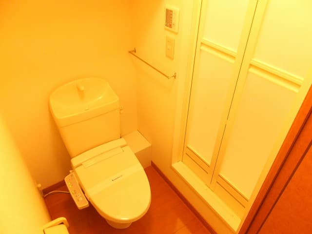 Room image 14