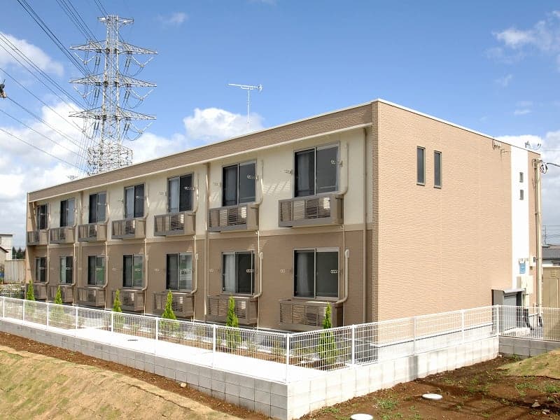 Main exterior of LEONEXT Loisir