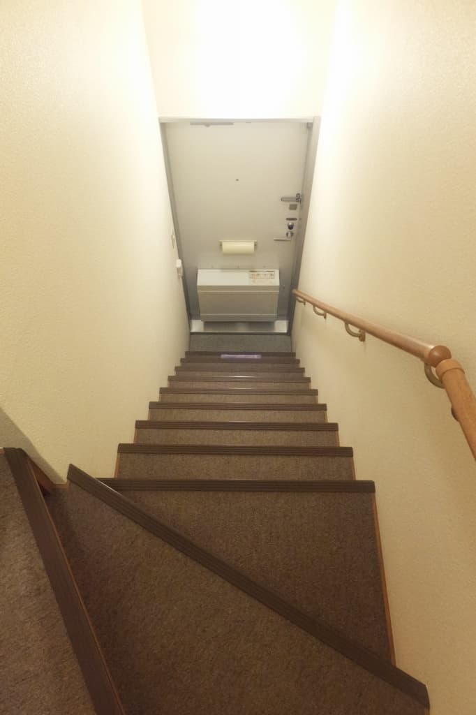 Room image 8