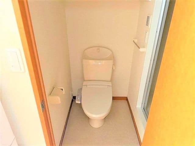 Room image 9