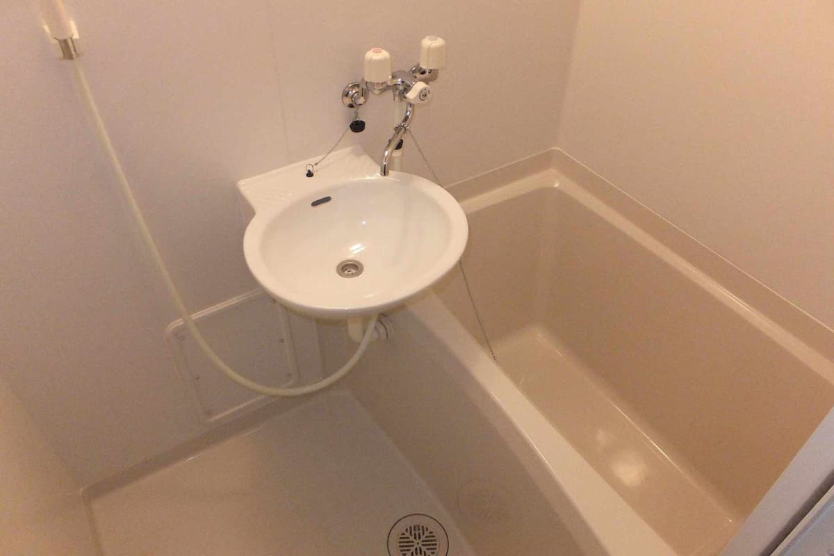 Room image 11