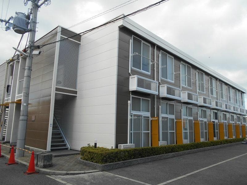 Main exterior of leopalace Gold East II
