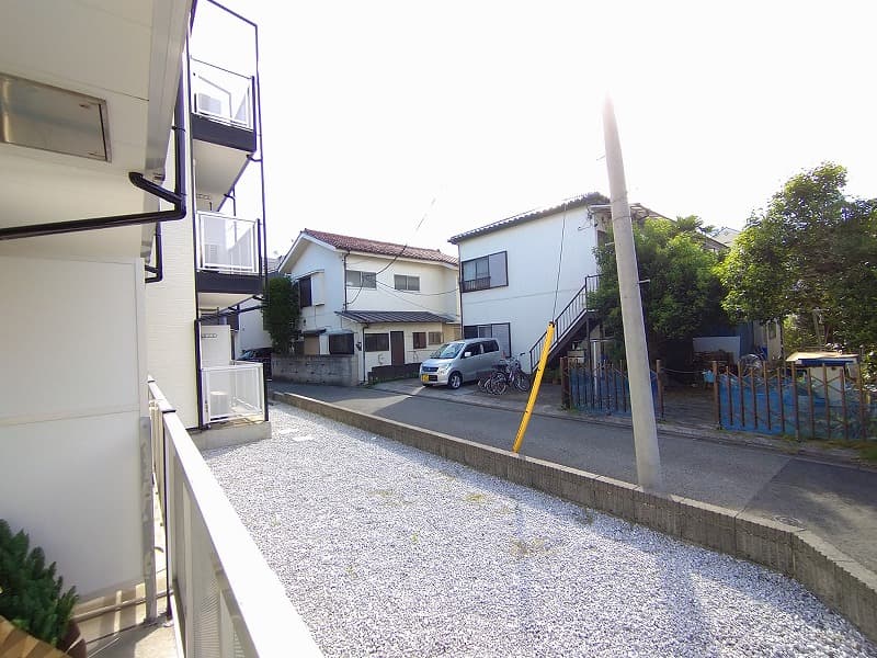 Room image 15