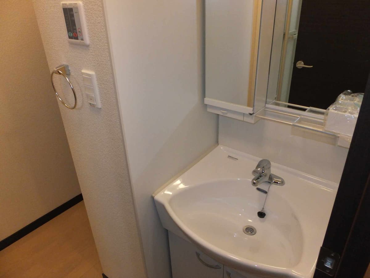 Room image 13