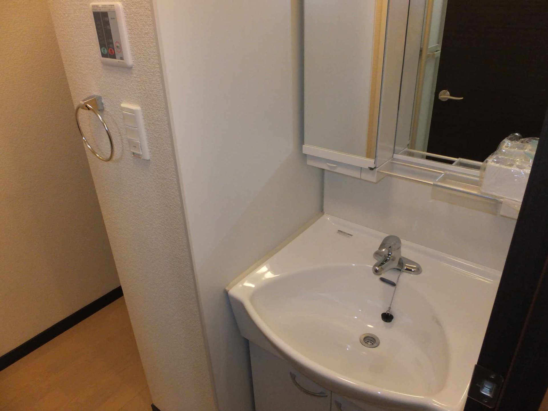Room image 14
