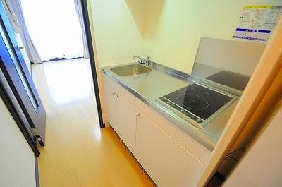 Room image 11