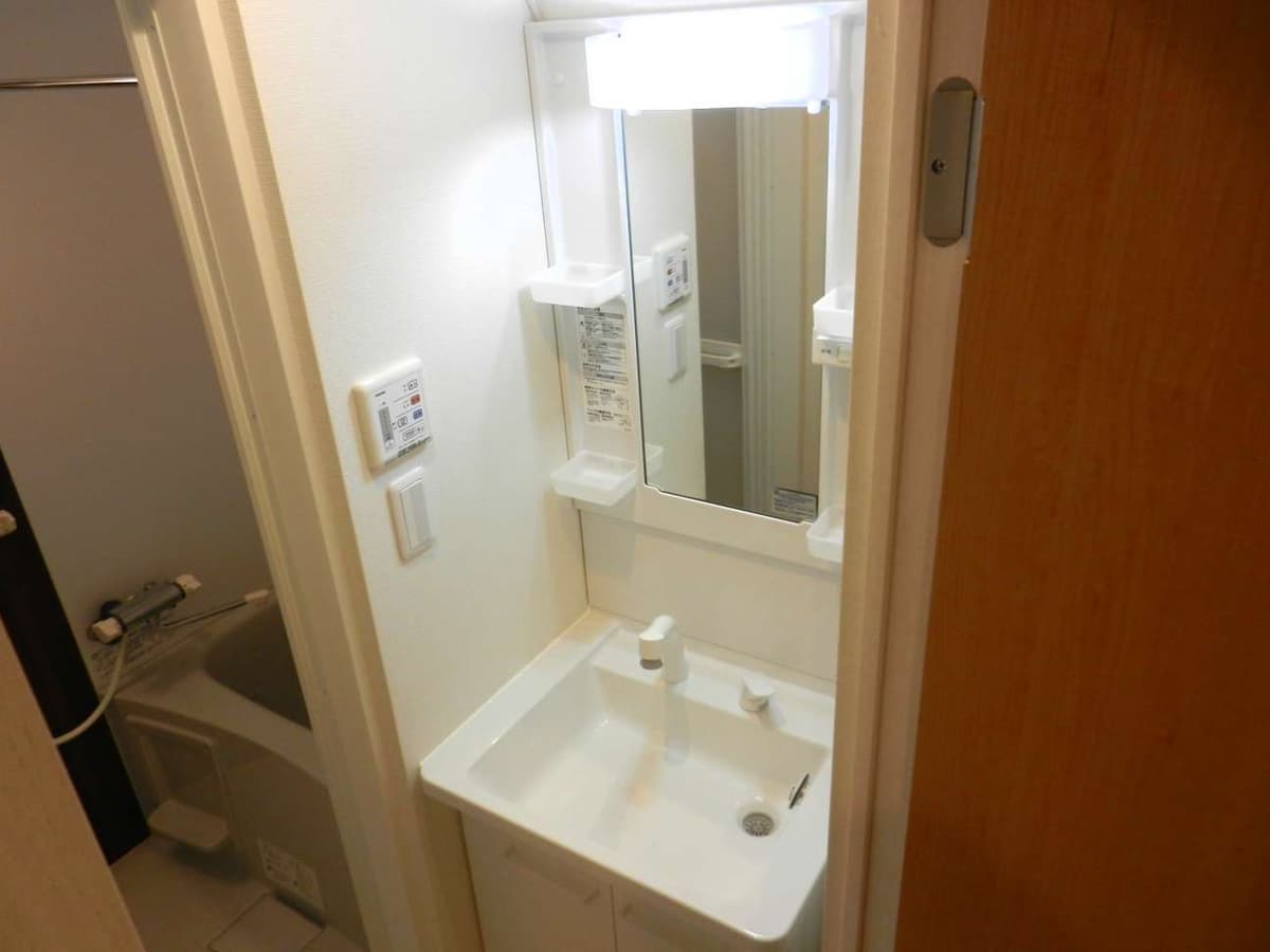 Room image 11