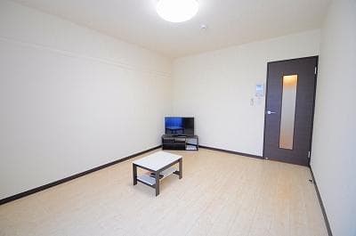 Room image 15