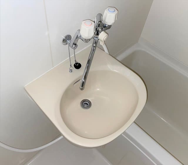 Room image 9