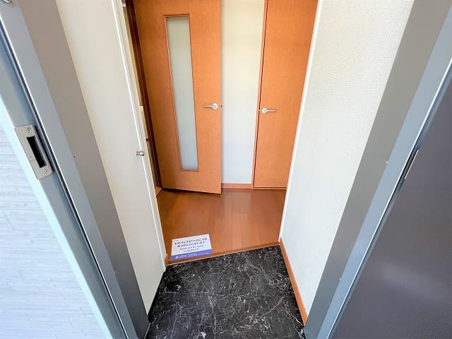 Room image 10
